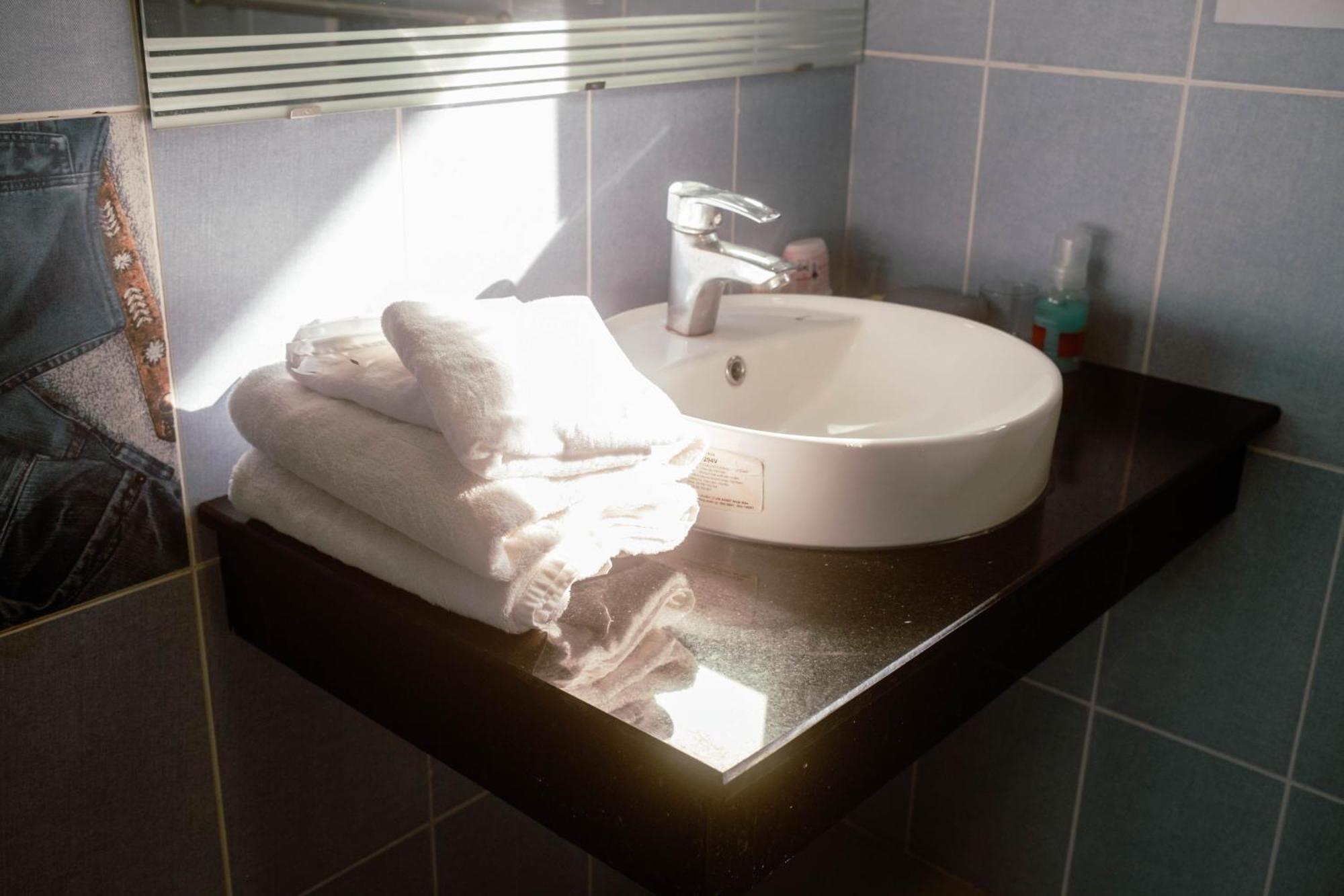 Ananas Beach Hotel Вунгтау Экстерьер фото